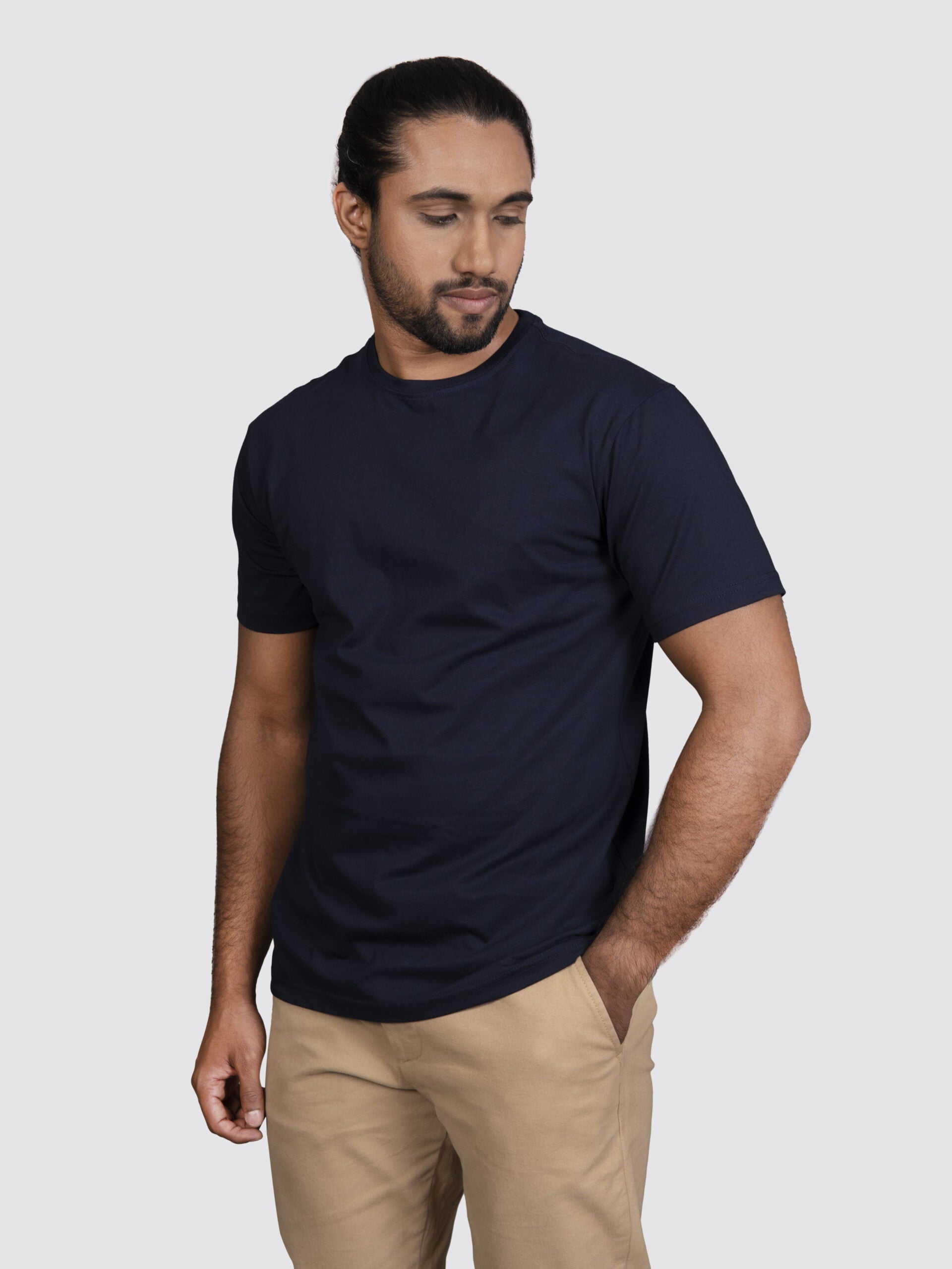 Round Neck Navy T-Shirt – TheCapsuleWardrobe.in