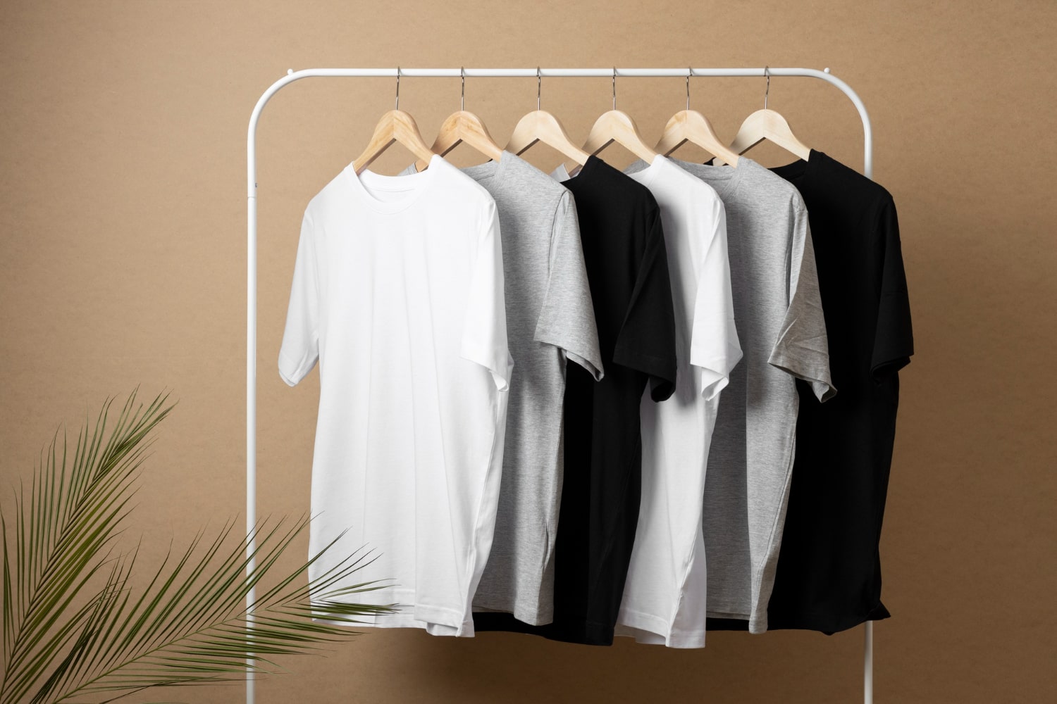 shirt-mockup-concept-with-plain-clothing_1_-min.jpg